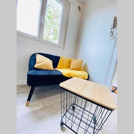 Appartement Cosy Avec Jardin Chaleureux Laon Exteriör bild