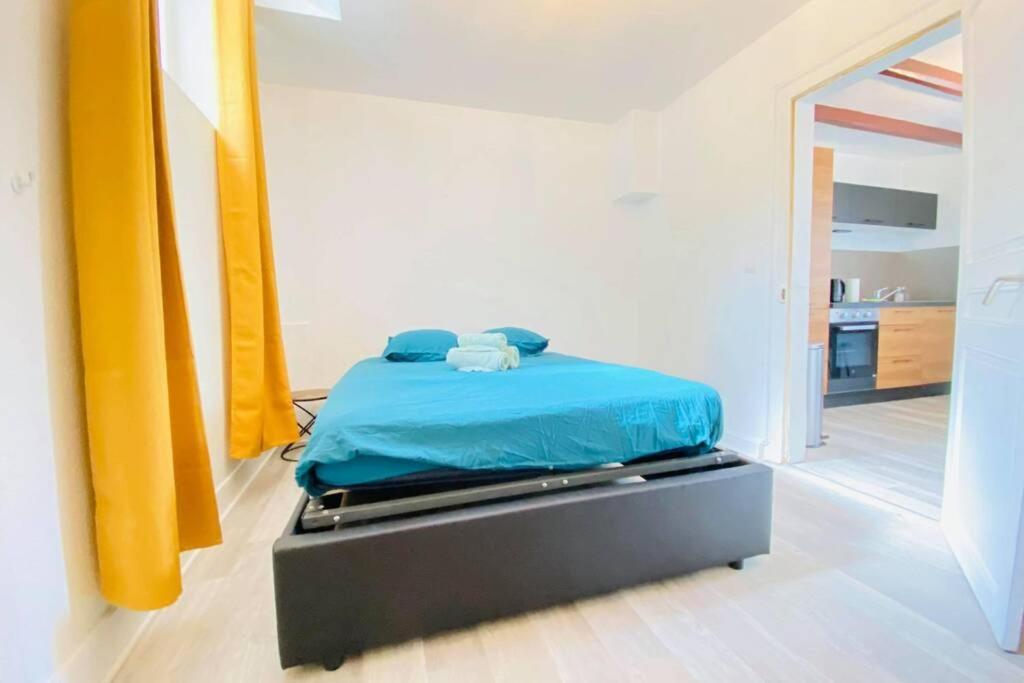 Appartement Cosy Avec Jardin Chaleureux Laon Exteriör bild